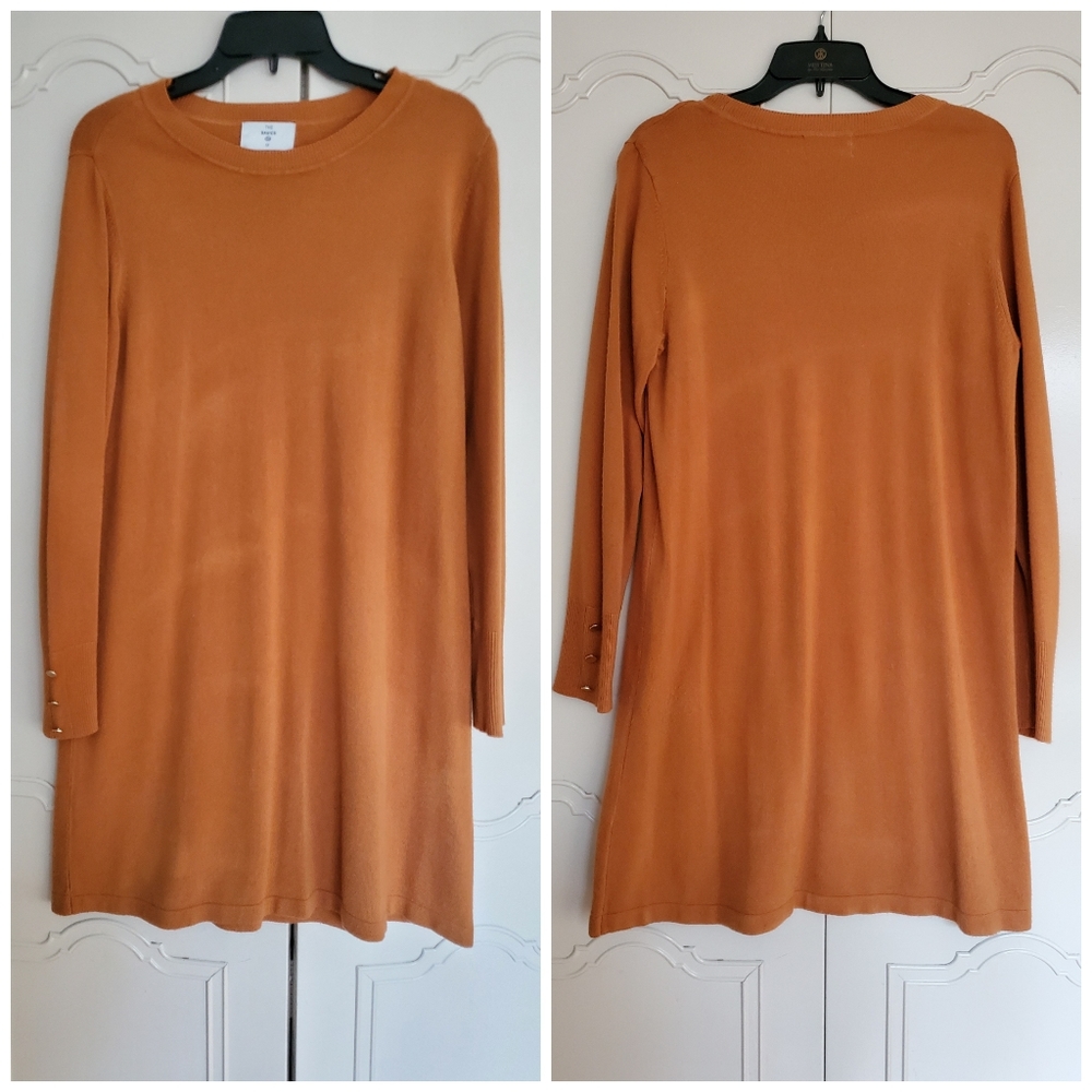 ✴ 2/$20 pumpkin sweater dress from Germany